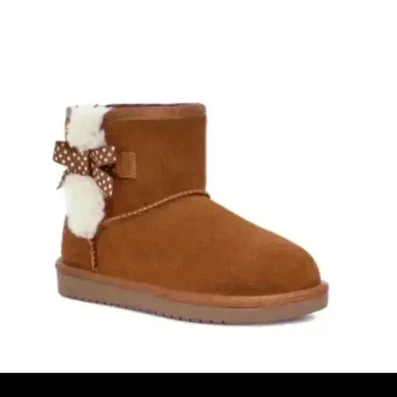 Ugg Kids Tan Victoria Mini Dots Suede Boots 8 - Picture 1 of 15